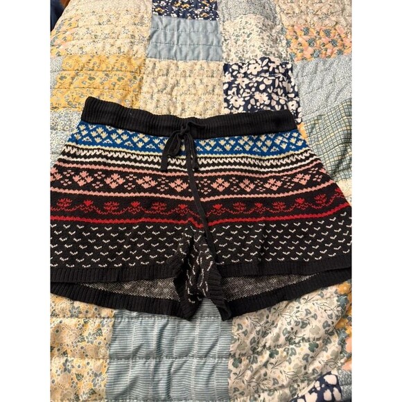 American Eagle Outfitters Pants - American Eagle Fair Isle Knit Sweater Shorts Black Multicolor M. 248